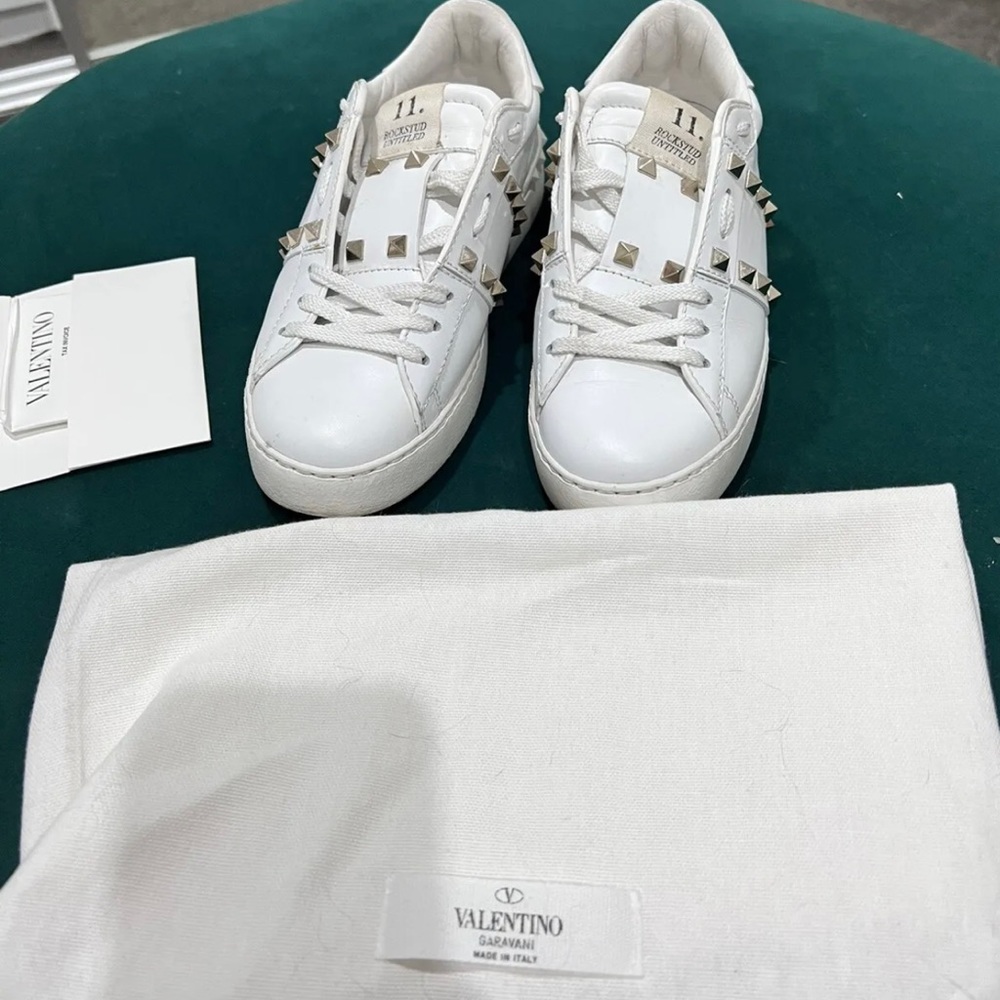 VALENTINO Garavani Rockstud white & gold sneakers shoes 35.5